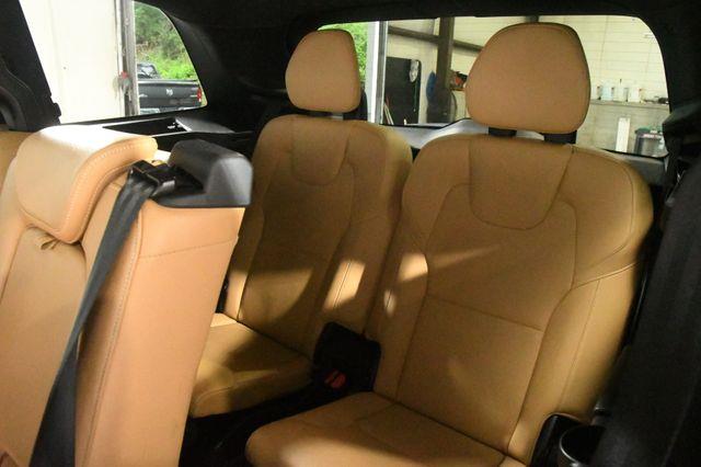 2017 Volvo XC90 Momentum photo