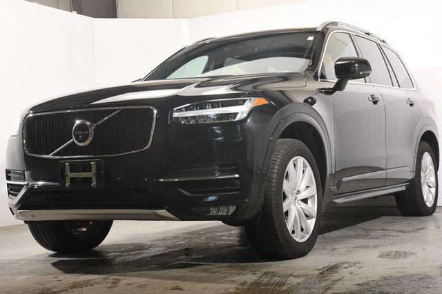 2017 Volvo XC90 Momentum photo