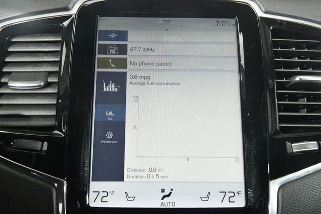 2017 Volvo XC90 Momentum photo