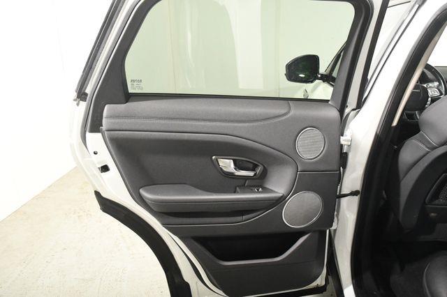 2016 Land Rover Range Rover Evoque SE Premium photo