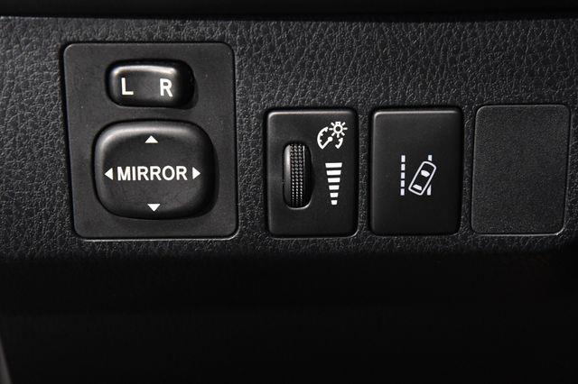 2017 Toyota RAV4 SE photo