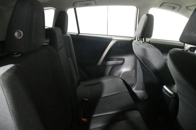 2017 Toyota RAV4 LE photo