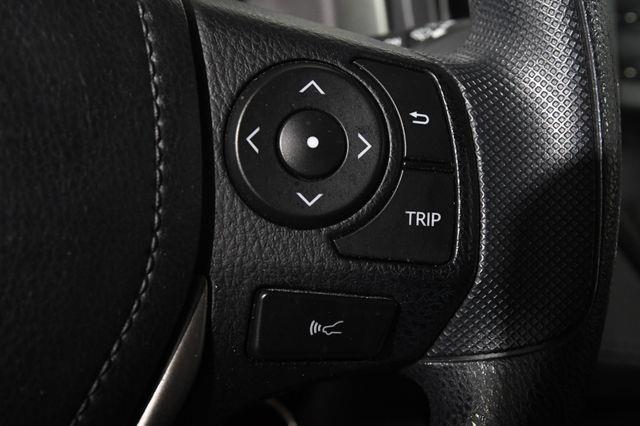 2017 Toyota RAV4 LE photo