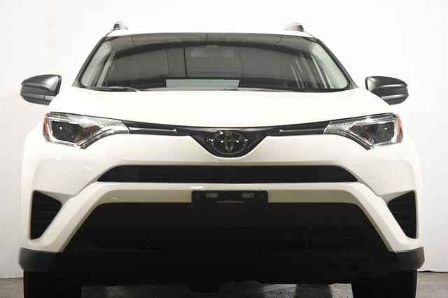 2017 Toyota RAV4 LE photo
