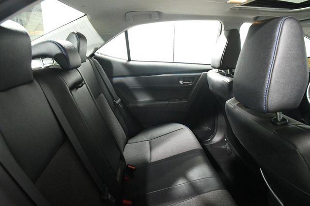 2017 Toyota Corolla SE photo