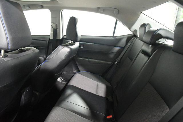 2017 Toyota Corolla SE photo