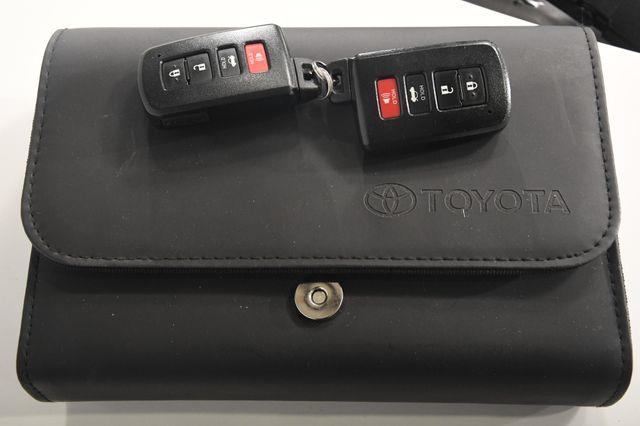 2017 Toyota Corolla SE photo