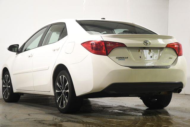 2017 Toyota Corolla SE photo