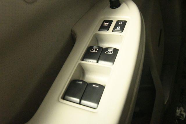 2016 Nissan Quest Platinum w/DvD/ Safety Tech/ N photo