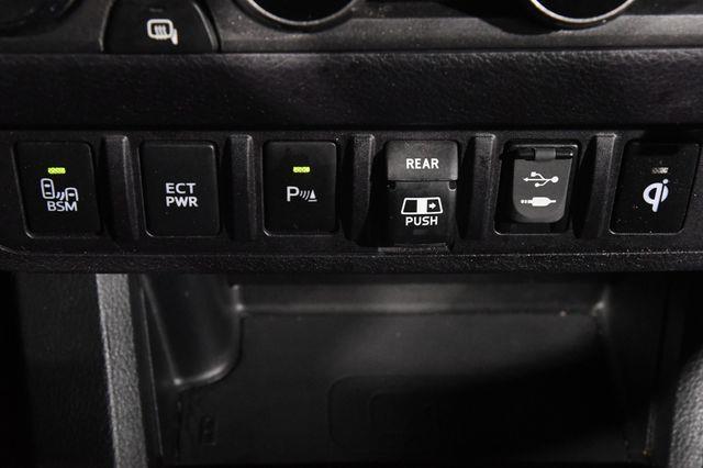 2018 Toyota Tacoma TRD Sport w/ Blind Spot/ Nav/  photo