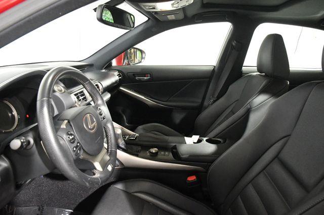 2015 Lexus IS 250 photo