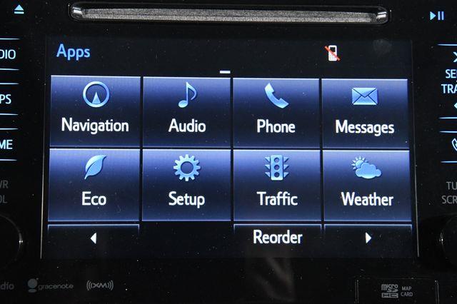 2016 Toyota Prius Four Touring w/ Leather / Nav/ photo
