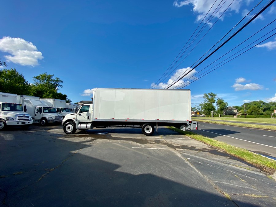 2020 International MV 607 26 BOX TRUCK photo
