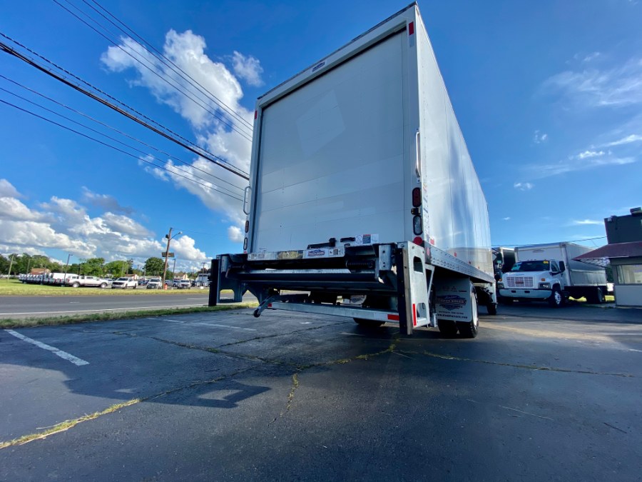 2020 International MV 607 26 BOX TRUCK photo