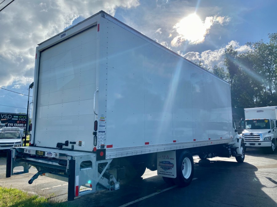 2020 International MV 607 26 BOX TRUCK photo