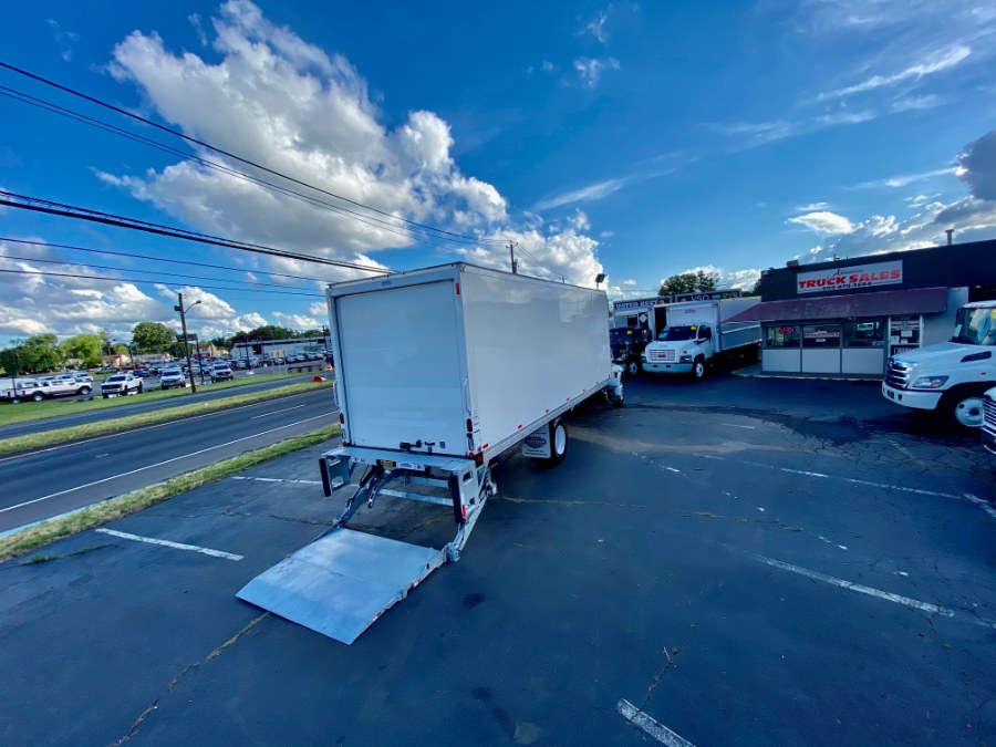 2020 International MV 607 26 BOX TRUCK photo