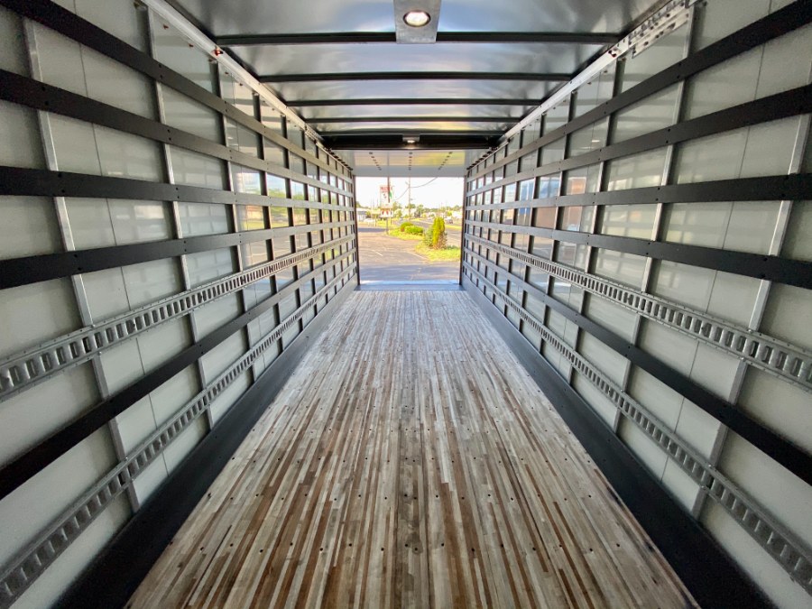 2020 International MV 607 26 BOX TRUCK photo