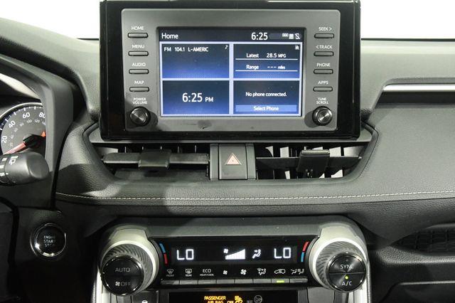 2019 Toyota RAV4 XLE photo