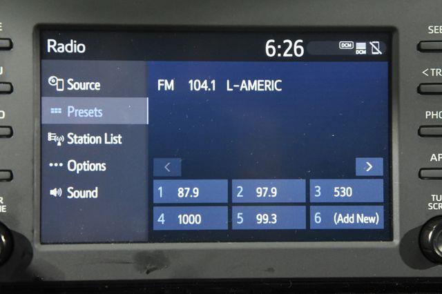 2019 Toyota RAV4 XLE photo