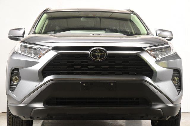 2019 Toyota RAV4 XLE photo