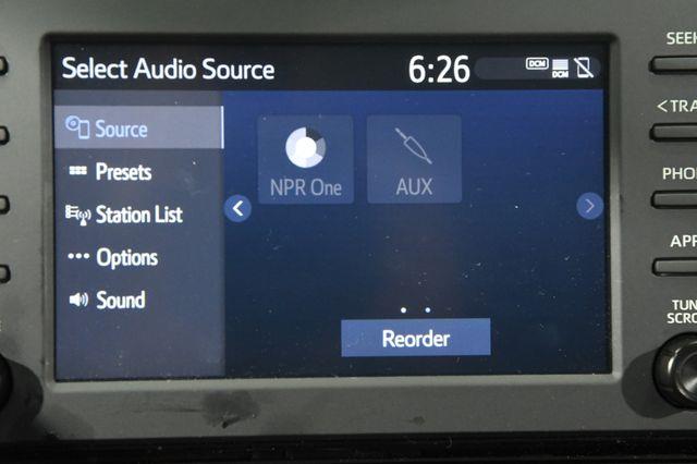 2019 Toyota RAV4 XLE photo