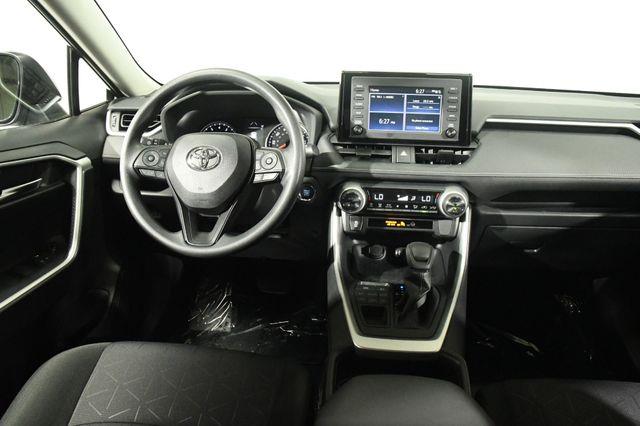 2019 Toyota RAV4 XLE photo