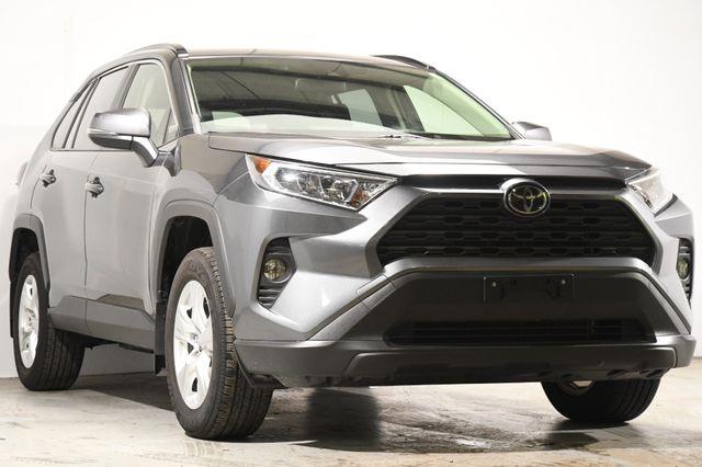 2019 Toyota RAV4 XLE photo