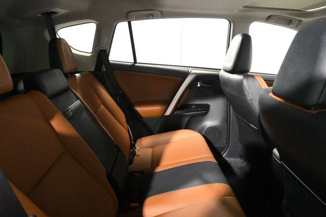 2017 Toyota RAV4 Hybrid Limited photo