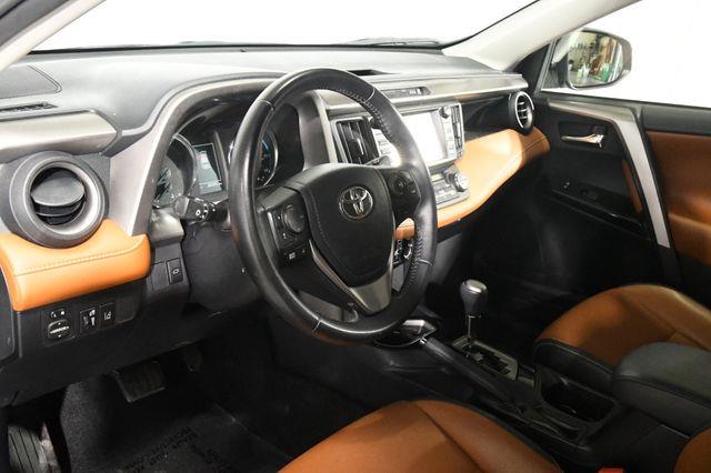 2017 Toyota RAV4 Hybrid Limited photo