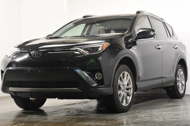 The 2017 Toyota RAV4 Hybrid Limited photos