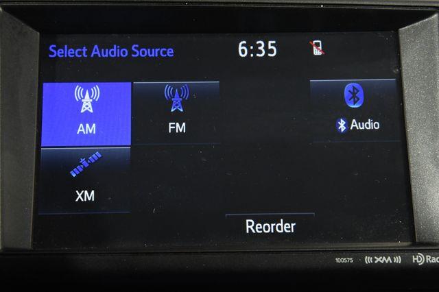 2017 Toyota RAV4 Hybrid Limited photo