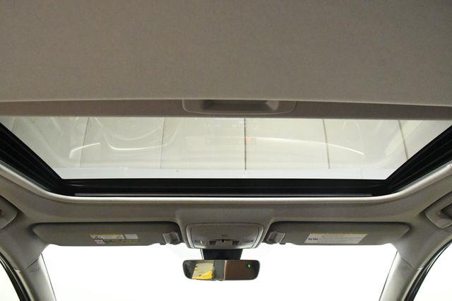 2017 Toyota RAV4 Hybrid Limited photo
