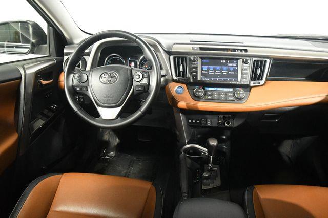2017 Toyota RAV4 Hybrid Limited photo