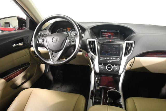 2017 Acura TLX Sedan photo