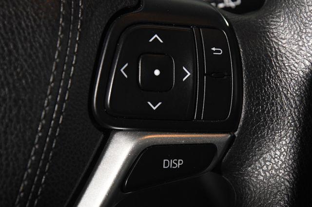 2017 Toyota Sienna LE Auto Access Seat photo