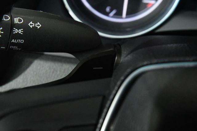 2018 Toyota Camry SE photo