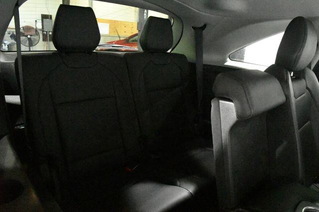 2017 Acura MDX SH-AWD photo