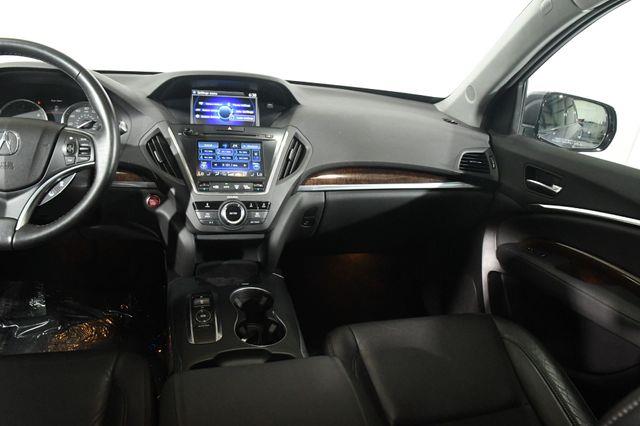 2017 Acura MDX SH-AWD photo