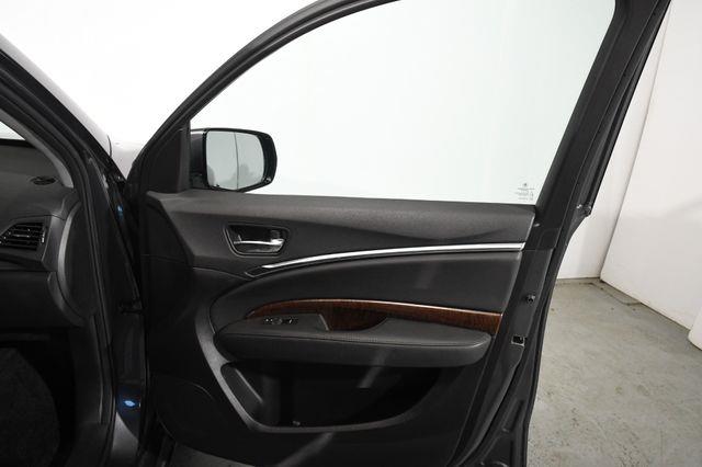2017 Acura MDX SH-AWD photo