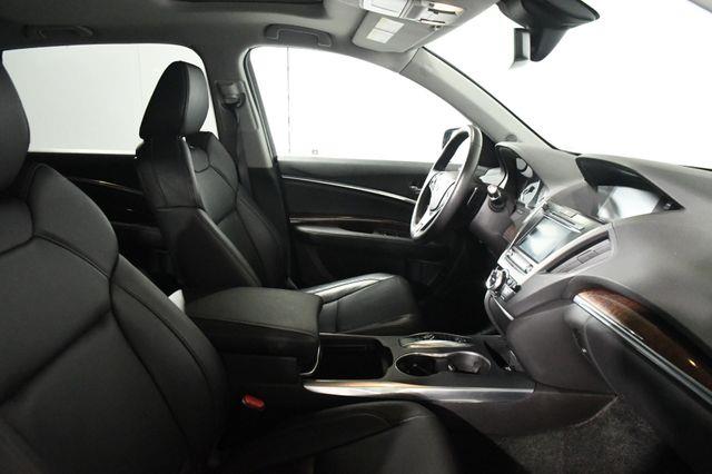 2017 Acura MDX SH-AWD photo