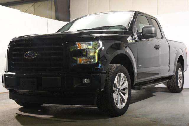 The 2017 Ford F-150 STX Full Console photos