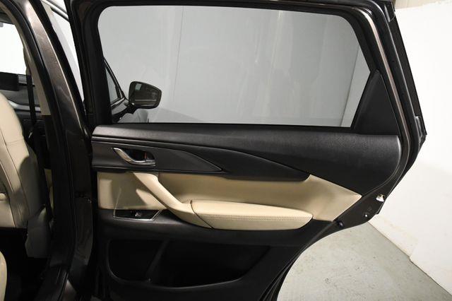 2016 Mazda CX-9 Touring photo