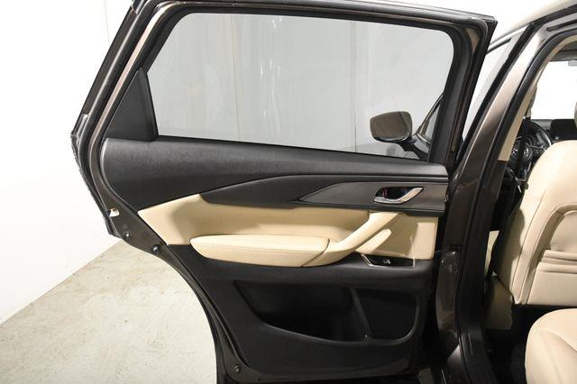 2016 Mazda CX-9 Touring photo