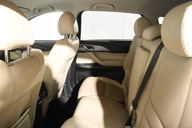 2016 Mazda CX-9 Touring photo