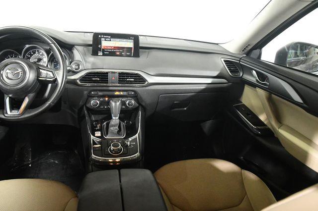 2016 Mazda CX-9 Touring photo