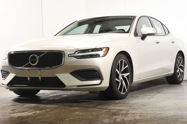 2019 Volvo S60 Momentum photo