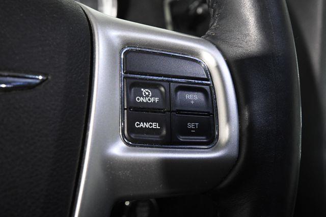 2014 Chrysler Town & Country Touring photo