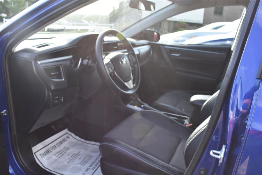 2016 Toyota Corolla 4dr Sdn Man S Plus (Natl) photo
