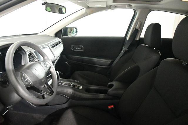 2017 Honda HR-V EX photo