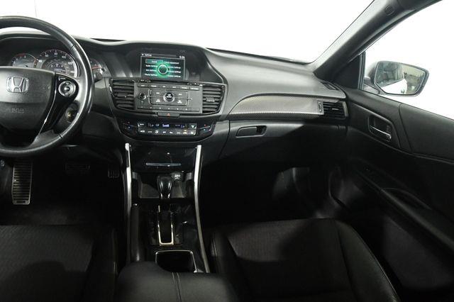 2016 Honda Accord Sport SE photo